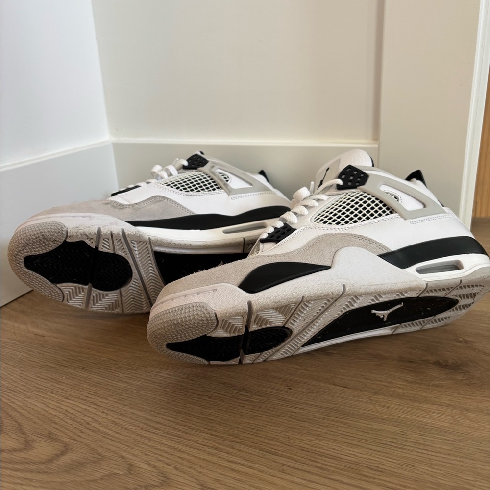 Nike Air Jordan 4 Military Black Size 9.5 - Picture 6 of 10